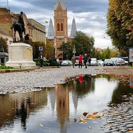 Doba - центр-собор 2 ком 6 міс завжди тепла ! Mukatschewo